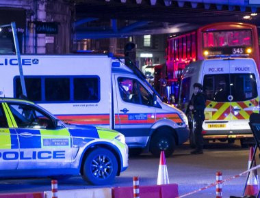 Bρετανία: Επιπρόσθετους ελέγχους σε όσους νοικιάζουν αυτοκίνητα μετά τις τρομοκρατικές επιθέσεις